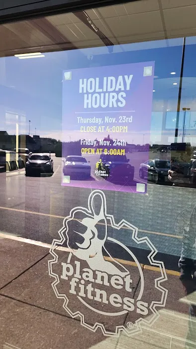 Planet Fitness Picture 3