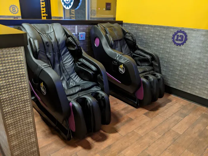 Planet Fitness Picture 6