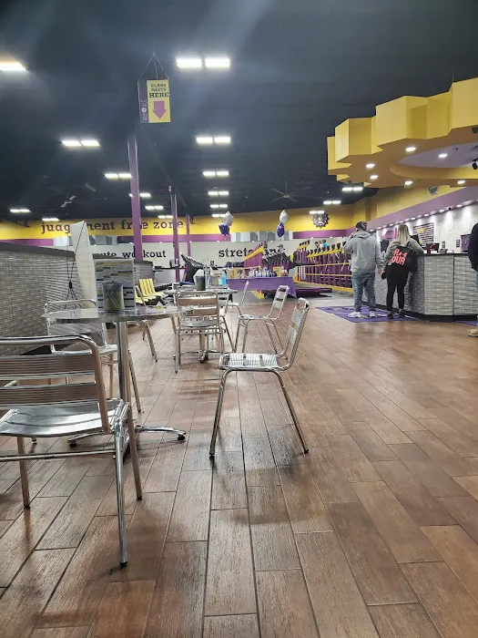 Planet Fitness Picture 8