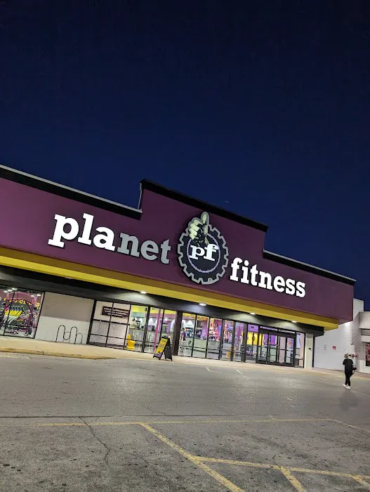 Planet Fitness Picture 1