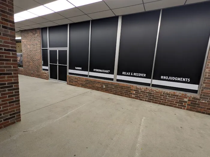 Crunch Fitness - Clarksville Picture 7