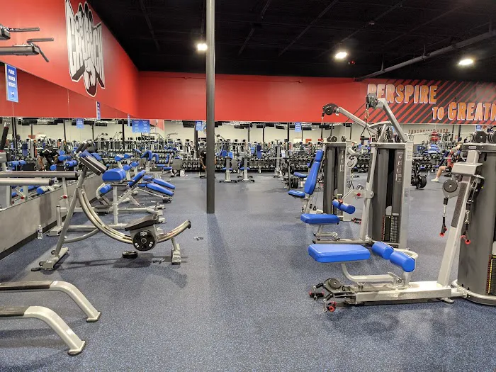 Crunch Fitness - Clarksville Picture 8
