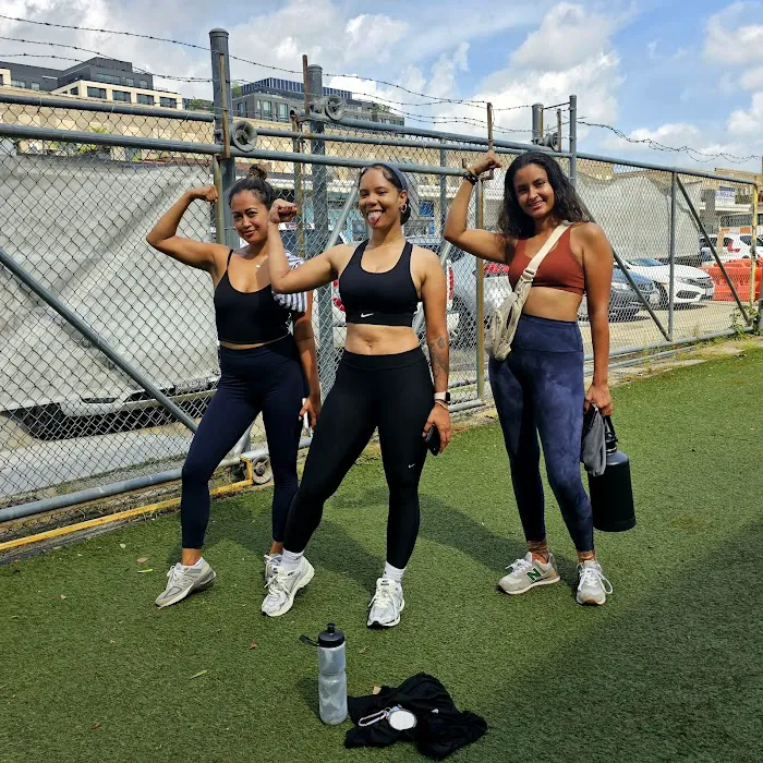 DC Fit at Union Market Picture 10