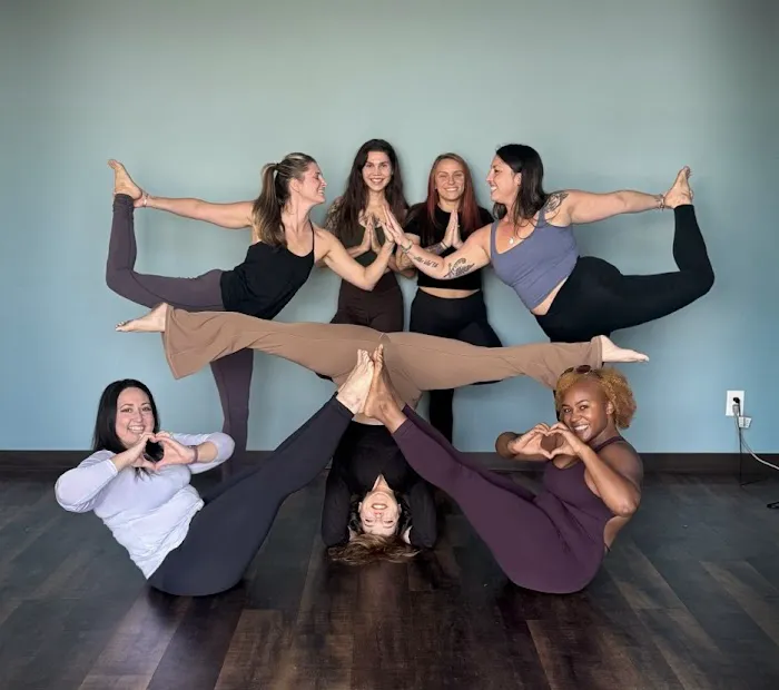 AHAVA YOGA STUDIO Picture 8