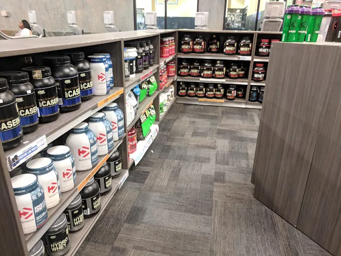 LA Fitness Picture 9