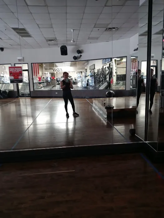 LA Fitness Picture 2