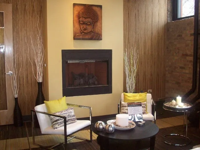 CorePower Yoga - Lincoln Park Picture 1