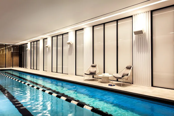 Equinox Lincoln Common Picture 8