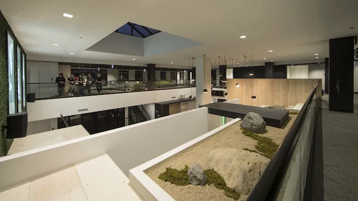 Studio Three Lincoln Park Picture 5