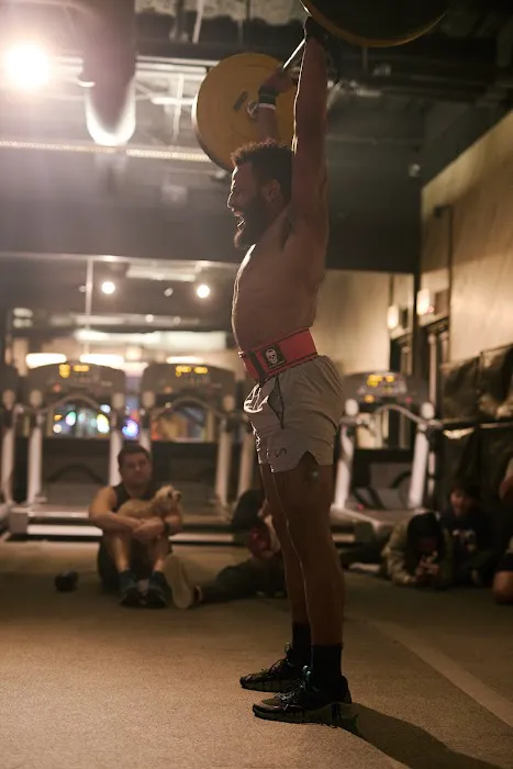 Crosstown Fitness - Roscoe Village Picture 6