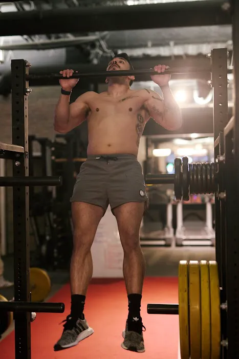 Crosstown Fitness - Roscoe Village Picture 2