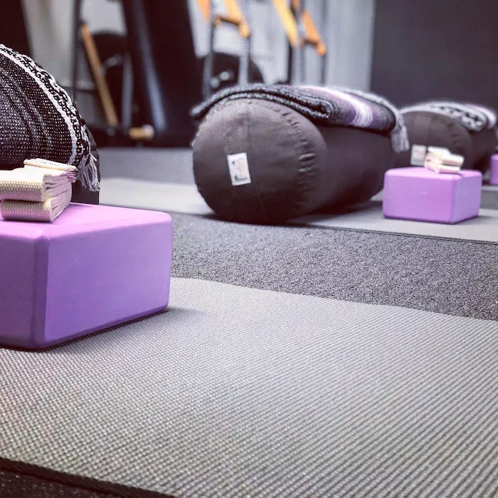 Pilates Center of Chicago Picture 4