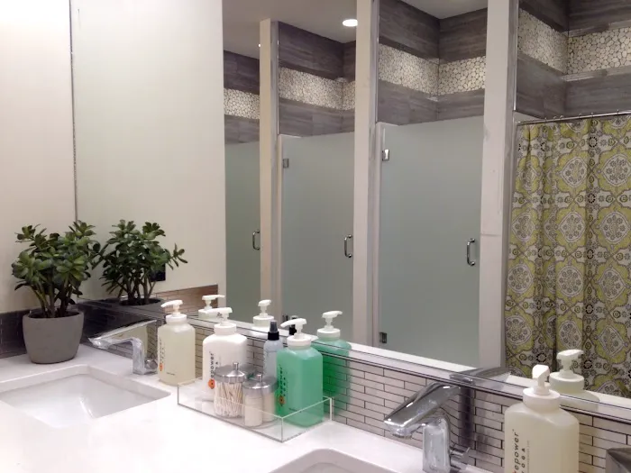 CorePower Yoga - Sauganash Picture 6