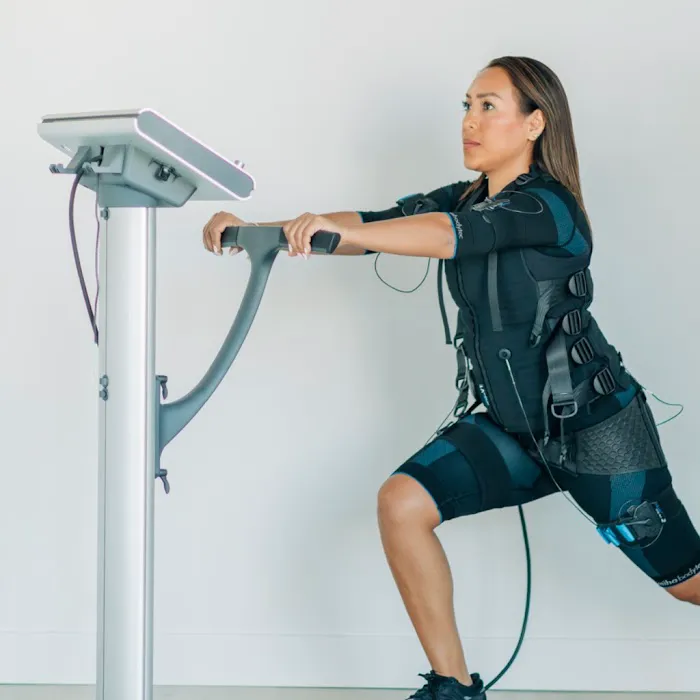 Fit in 20 EMS ⎟20-min full-body training with EMS Picture 8