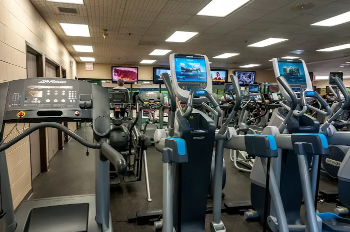 Centennial Fitness Center Picture 7