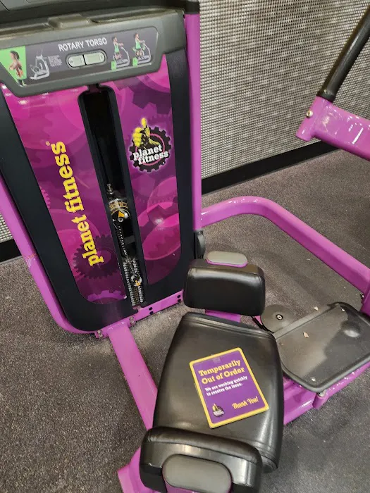 Planet Fitness Picture 6