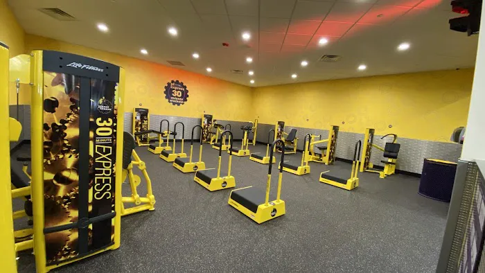 Planet Fitness Picture 1