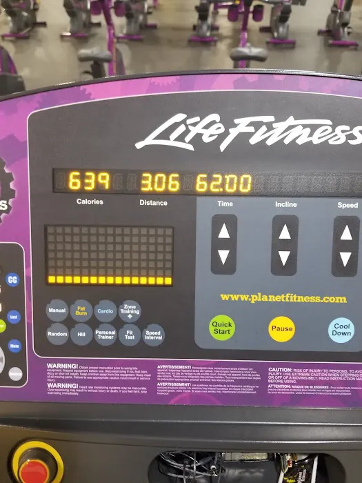 Planet Fitness Picture 4