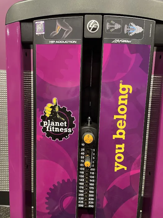 Planet Fitness Picture 6