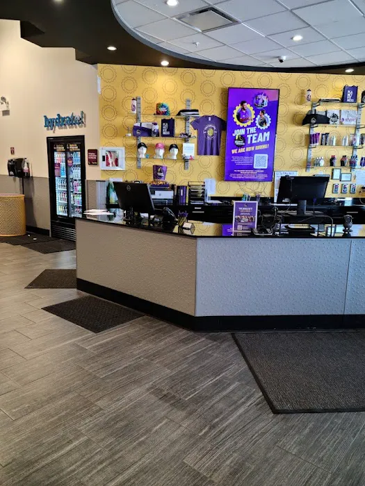 Planet Fitness Picture 1