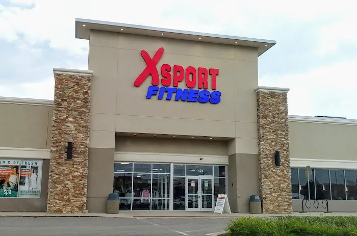 LA Fitness Picture 7