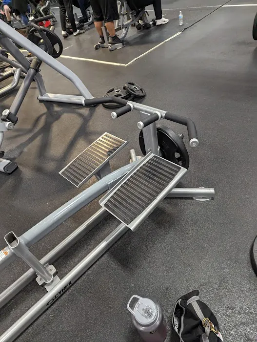 LA Fitness Picture 9