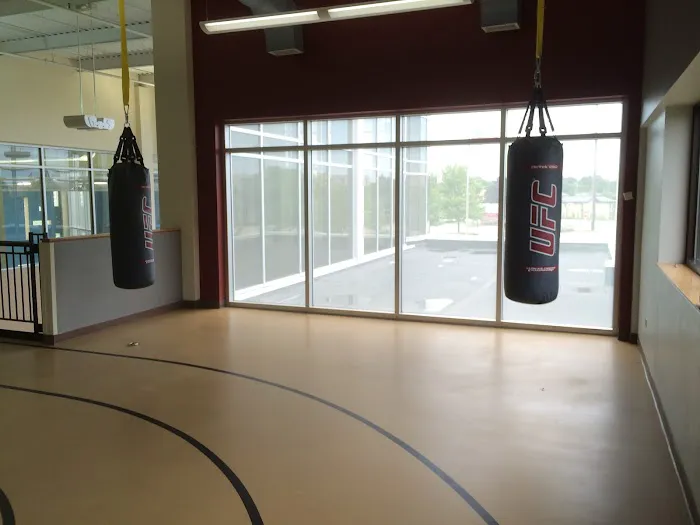 Addison Park District Club Fitness Picture 1