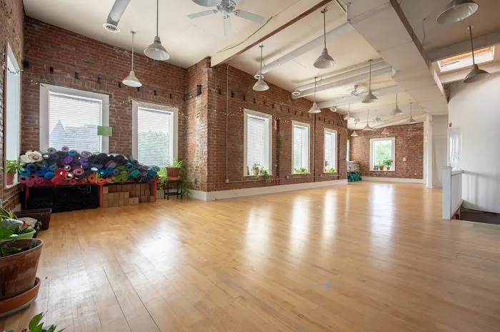 Yoga District H Street NE Picture 4