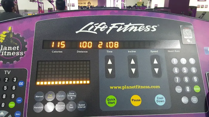 Planet Fitness Picture 8