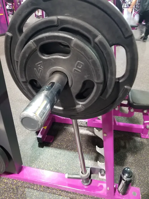 Planet Fitness Picture 9