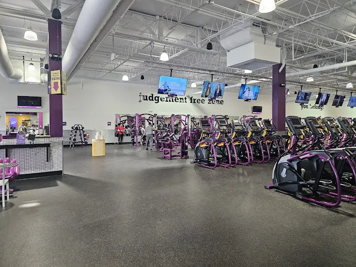 Planet Fitness Picture 7