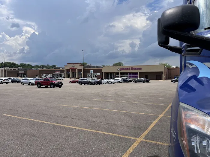 Planet Fitness Picture 4