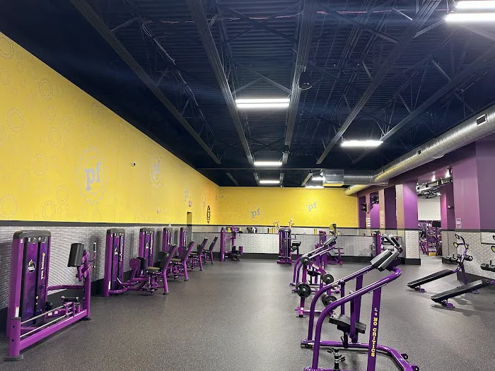 Planet Fitness Picture 9