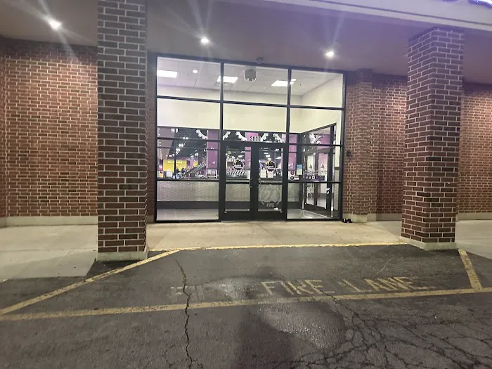 Planet Fitness Picture 8