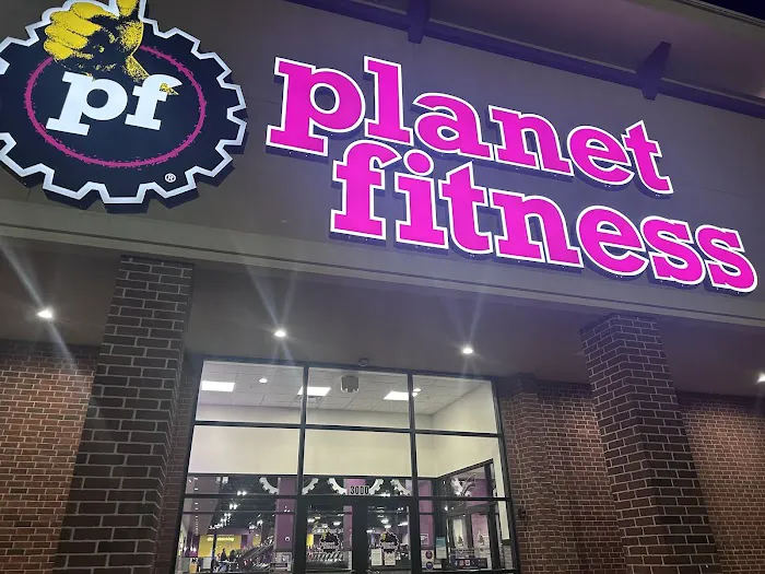 Planet Fitness Picture 10