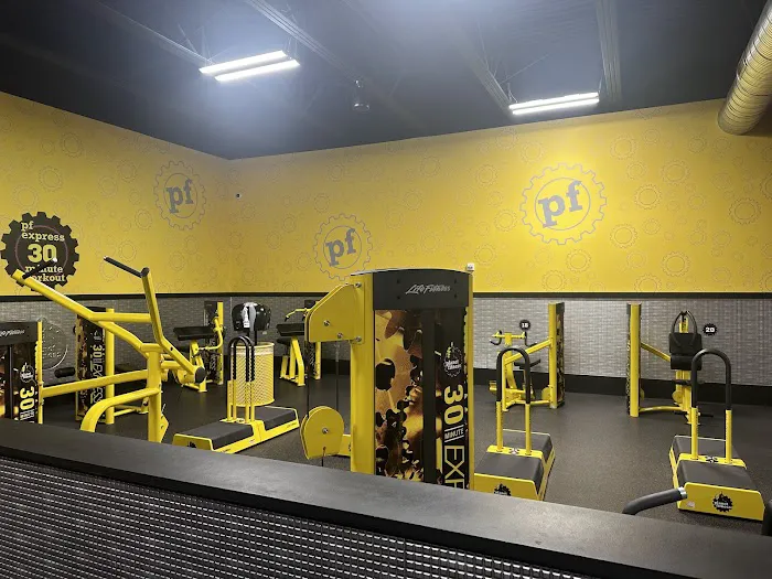 Planet Fitness Picture 2