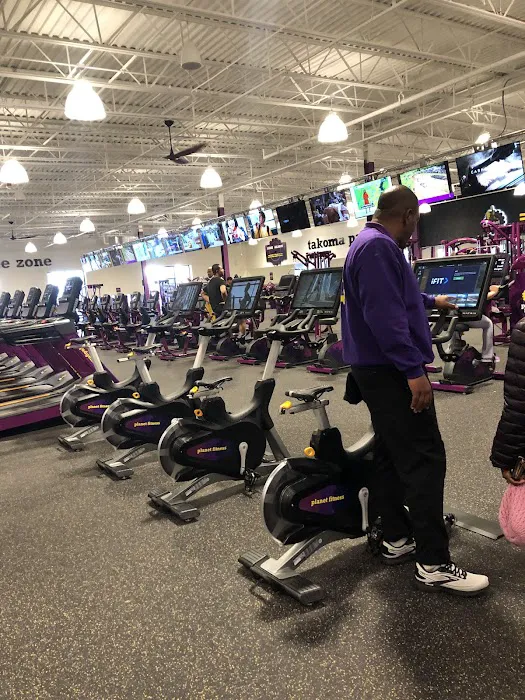 Planet Fitness Picture 5