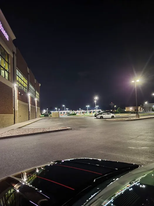 Planet Fitness Picture 9