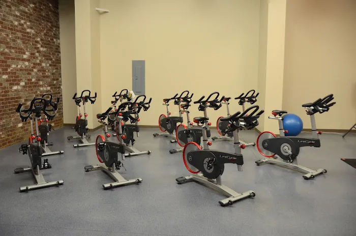 Gold's Gym Picture 9