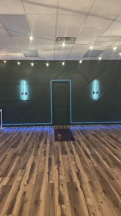 Root to Rise Hot Yoga Picture 3