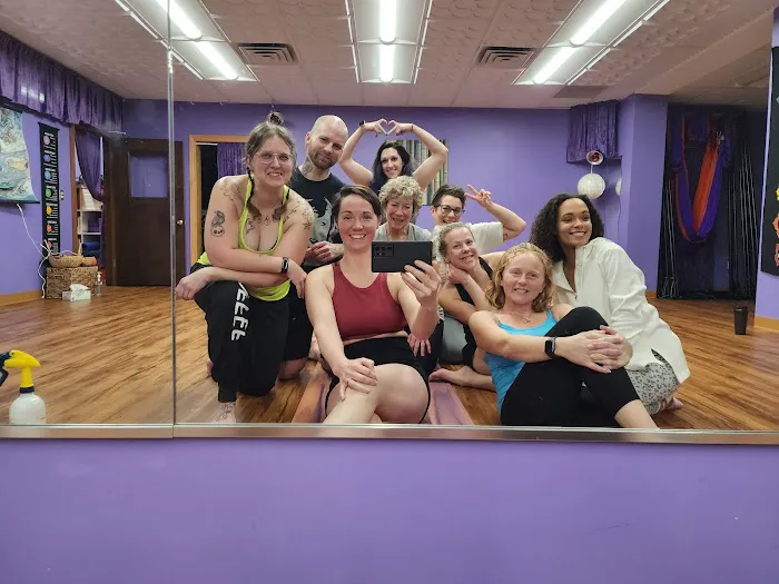 balanced living yoga & fusion studio Picture 4