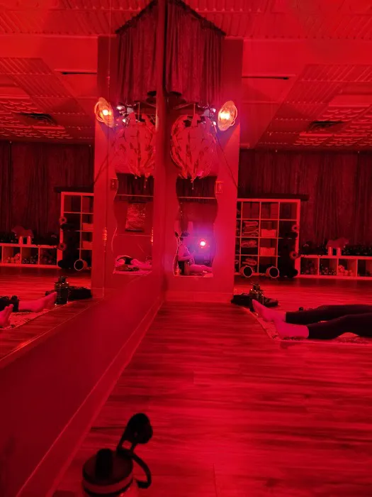 balanced living yoga & fusion studio Picture 2