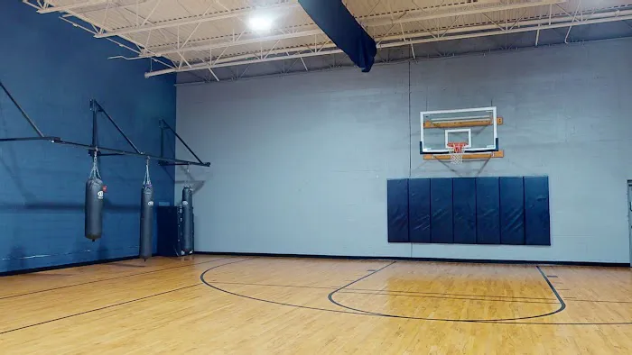 Onelife Fitness - Sterling Picture 2