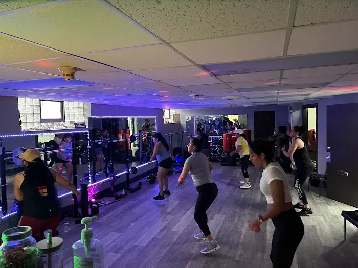 Fitness Studio & Protein Bar Picture 2