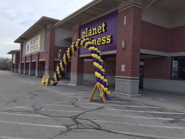 Planet Fitness Picture 10