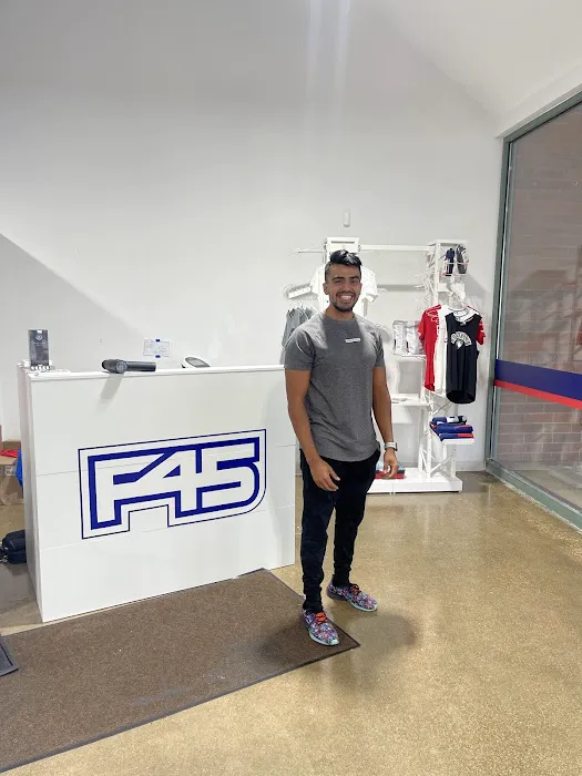 F45 Skokie Picture 3