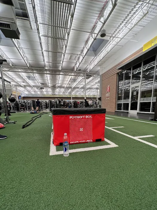 LA Fitness Picture 2