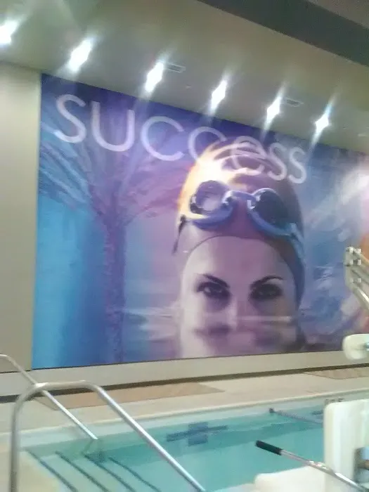 LA Fitness Picture 6