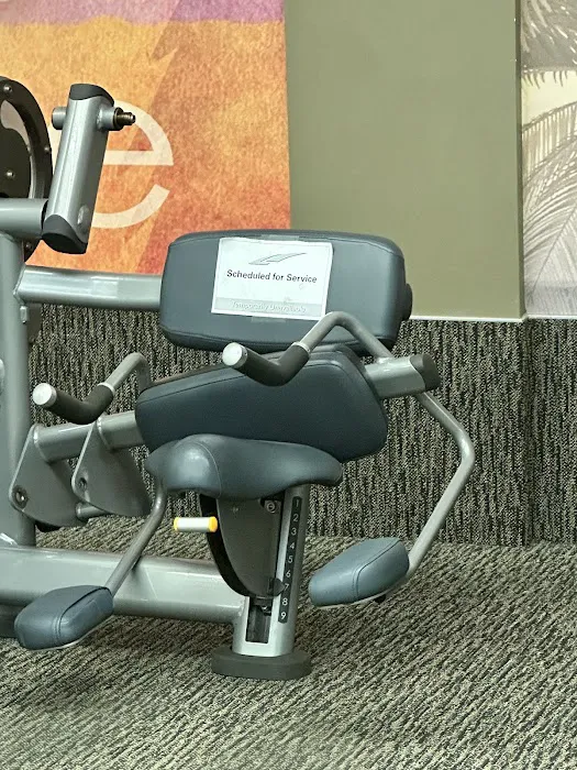 LA Fitness Picture 7