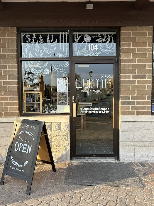 Lumi Studio + Shoppe Picture 4
